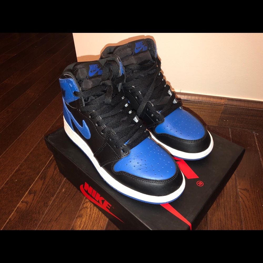 ROYAL 1s